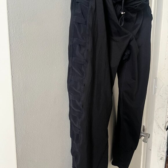 Fabletics Victoria Pants / Black / Small - Picture 9 of 10